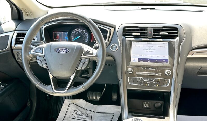 2020 FORD FUSION SE full