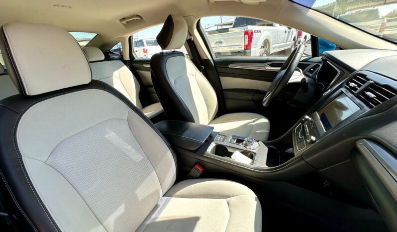 2020 FORD FUSION SE full