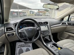2018 FORD FUSION SE full