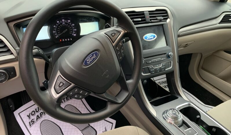 2018 FORD FUSION SE full