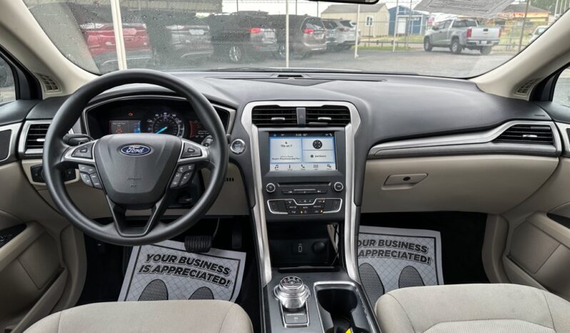 2018 FORD FUSION SE full
