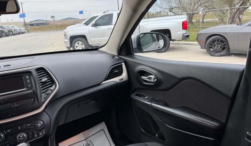 2016 JEEP CHEROKEE LAT full