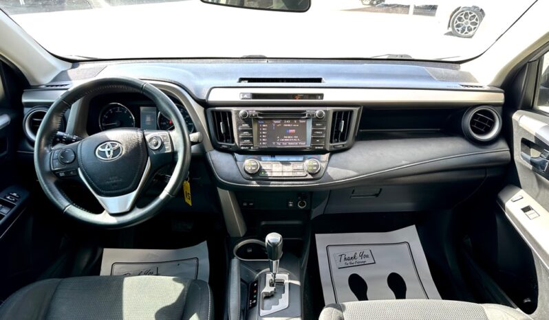 2016 TOYOTA RAV4 XLE full