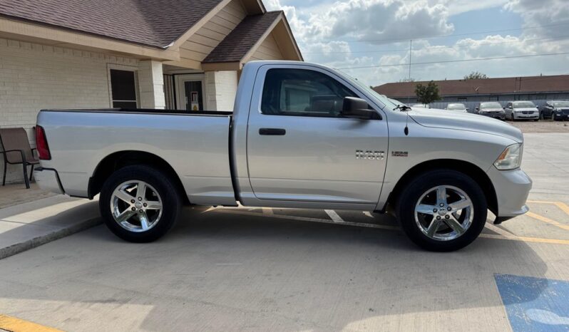 2014 RAM 1500 ST full
