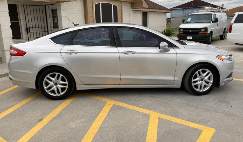 2016 FORD FUSION SE full