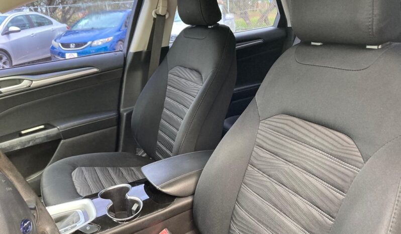 2016 FORD FUSION SE full