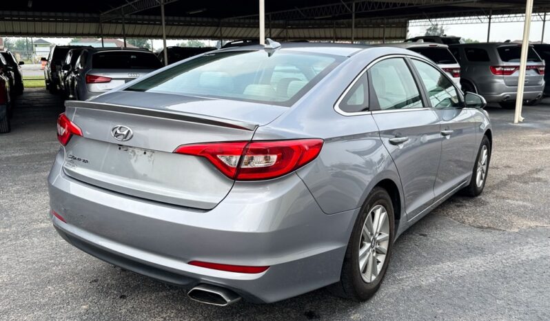 2016 HYUNDAI SONATA SE full