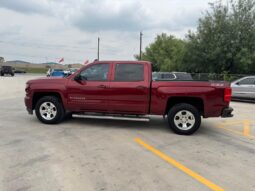 2017 CHEVROLET SILVERADO LT full