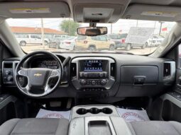 2017 CHEVROLET SILVERADO LT full