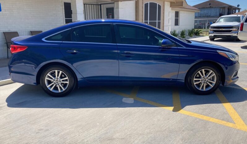 2017 HYUNDAI SONATA SE full