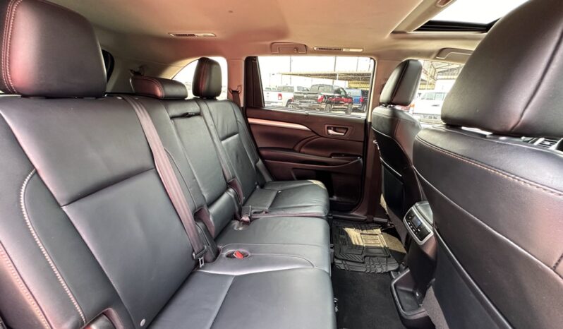 2016 TOYOTA HIGHLANDER XLE full