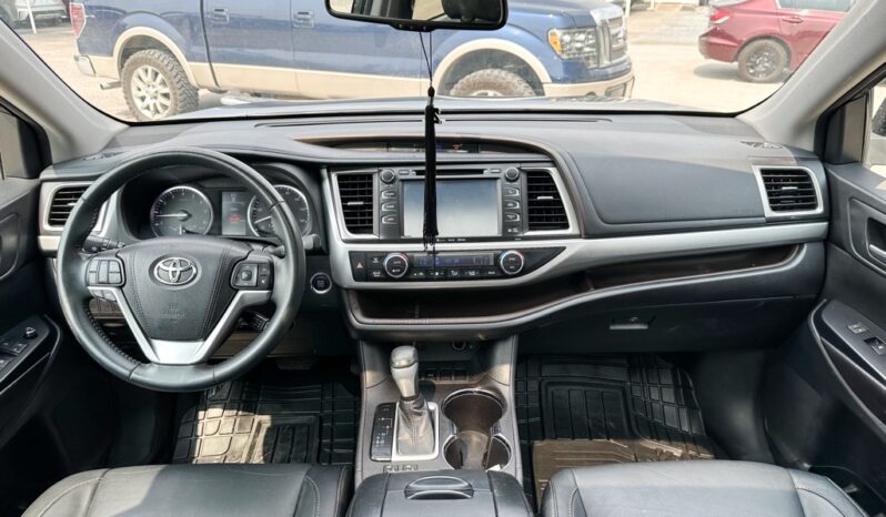 2016 TOYOTA HIGHLANDER XLE full