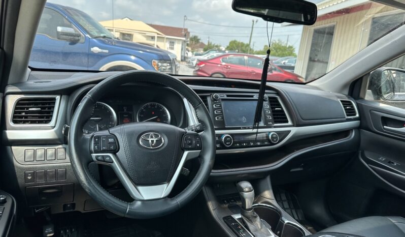 2016 TOYOTA HIGHLANDER XLE full