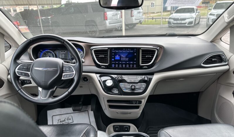 2017 CHRYSLER PACIFICA TRG L full