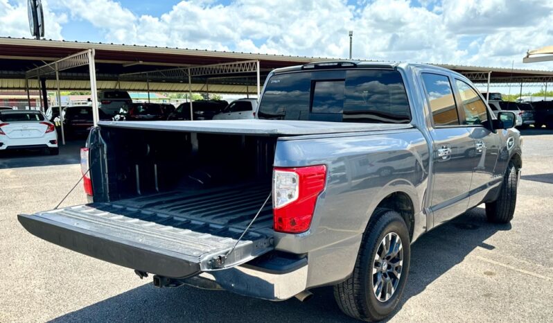 2017 NISSAN TITAN SV full