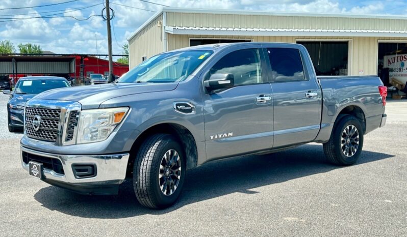 2017 NISSAN TITAN SV full