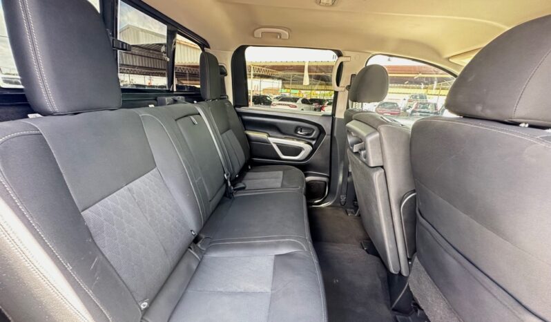 2017 NISSAN TITAN SV full