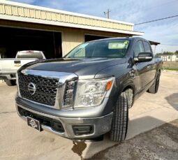 2017 NISSAN TITAN SV full