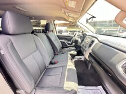 2017 NISSAN TITAN SV full