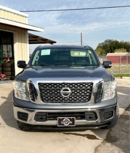 2017 NISSAN TITAN SV full