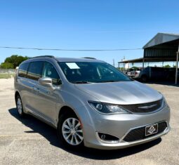 2017 CHRYSLER PACIFICA TRG L