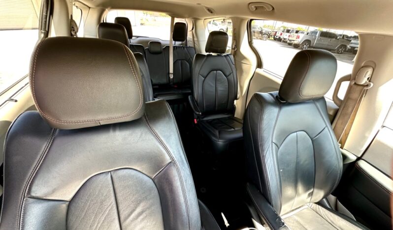 2017 CHRYSLER PACIFICA TRG L full