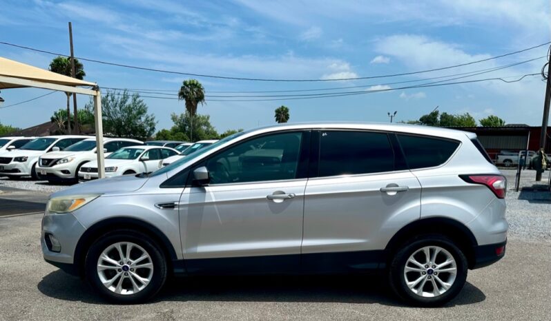 2017 FORD ESCAPE SE full