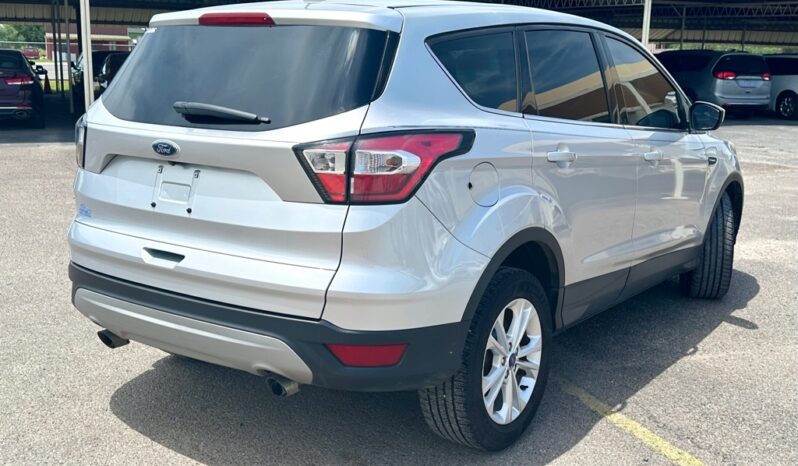2017 FORD ESCAPE SE full