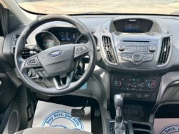 2017 FORD ESCAPE SE full