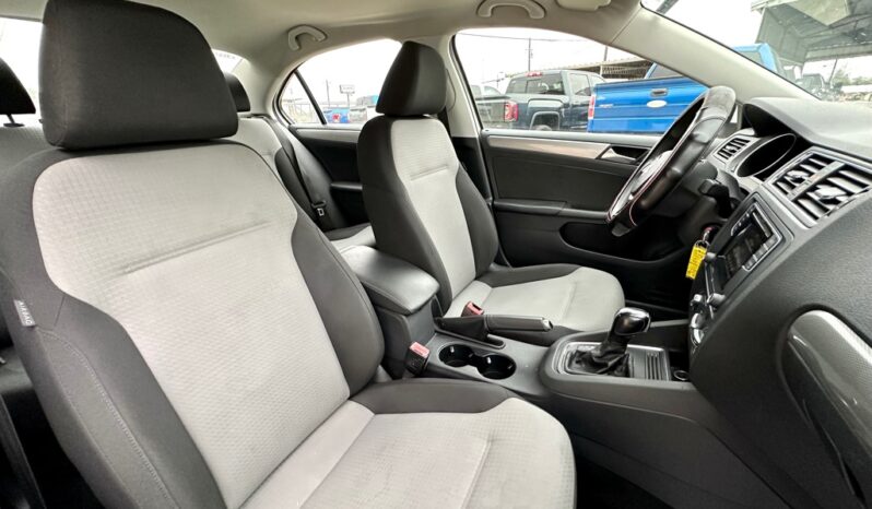 2017 VOLKSWAGEN JETTA full