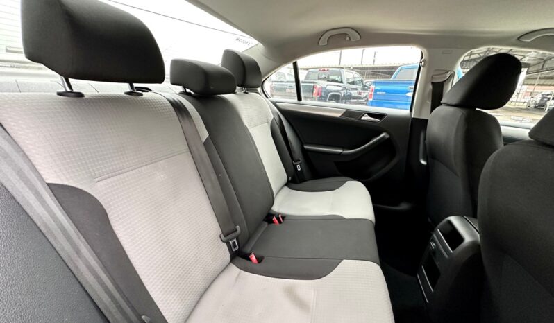 2017 VOLKSWAGEN JETTA full